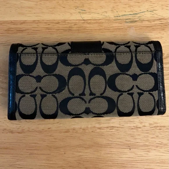 Coach Legacy Signature Checkbook Wallet With Leather Trim - Picture 2 of 15